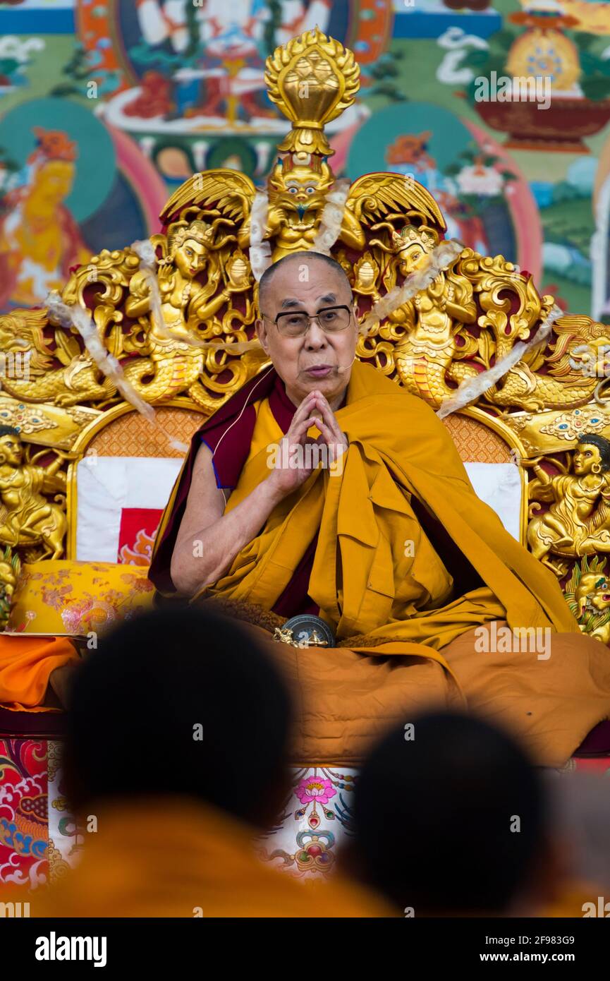 India, Bodhgaya, scene al tempio Mahabodhi con il Dalai lama Foto Stock