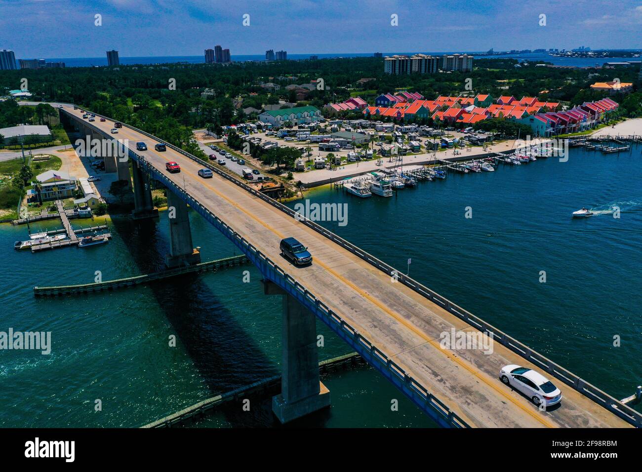 PERDIDO KEY, STATI UNITI - 04 luglio 2020: Sopra Perdido Key Bridge il 4 luglio Foto Stock