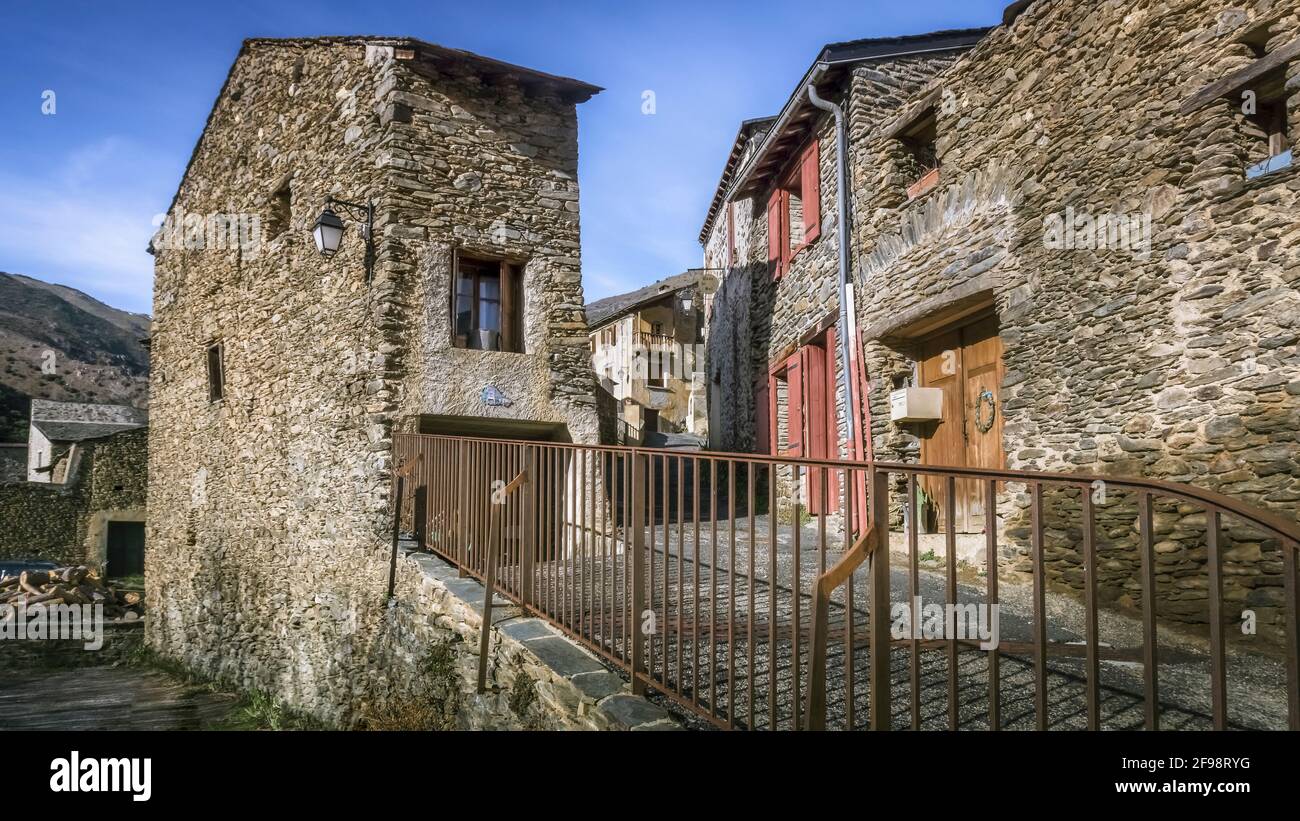 Village Lane in Evol. Les Plus Beaux Villages de France. Foto Stock