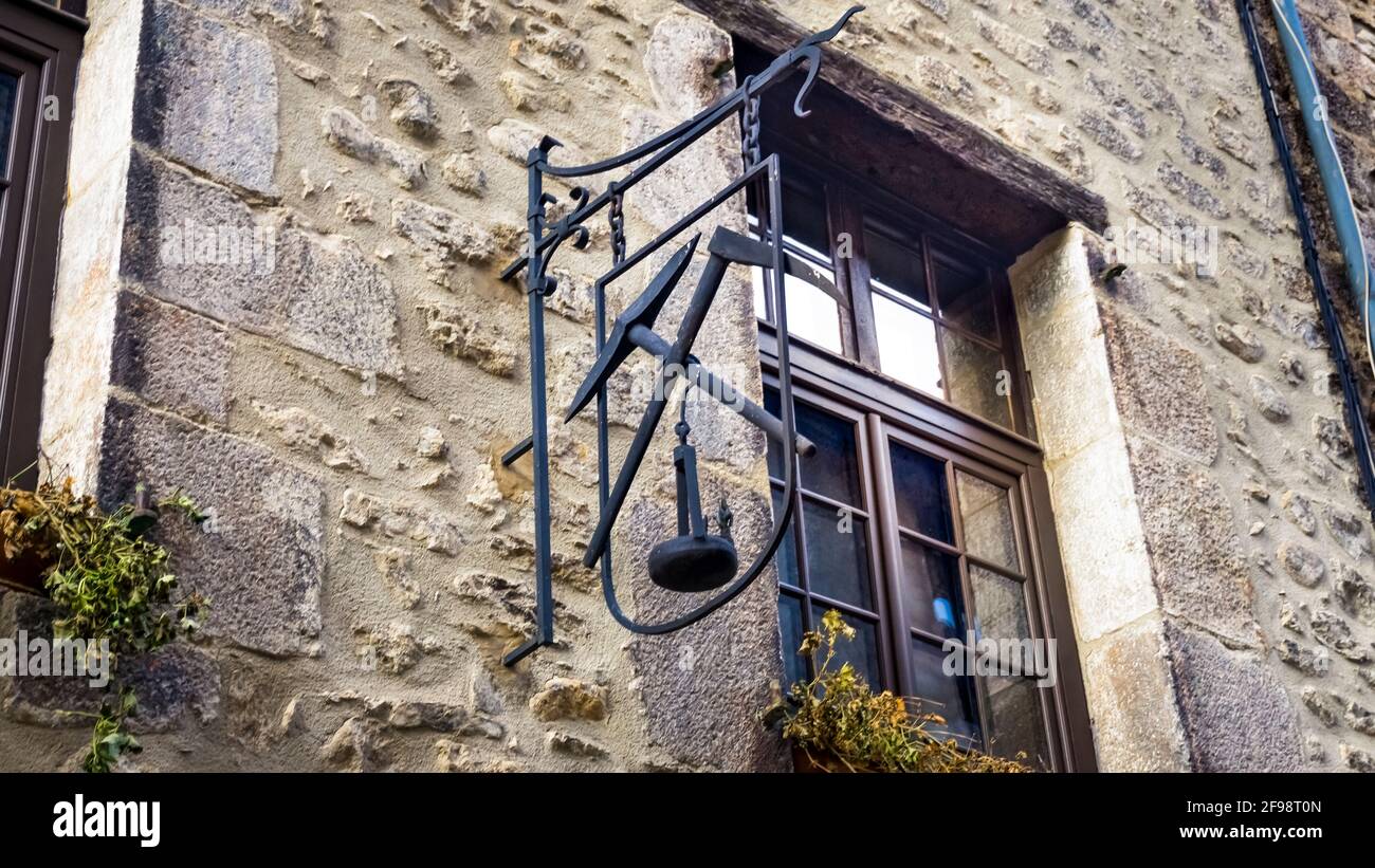 Cartello pubblicitario a Villefranche de Conflent. Più belles villes de France. Il villaggio fortificato è un sito patrimonio dell'umanità dell'UNESCO. Foto Stock