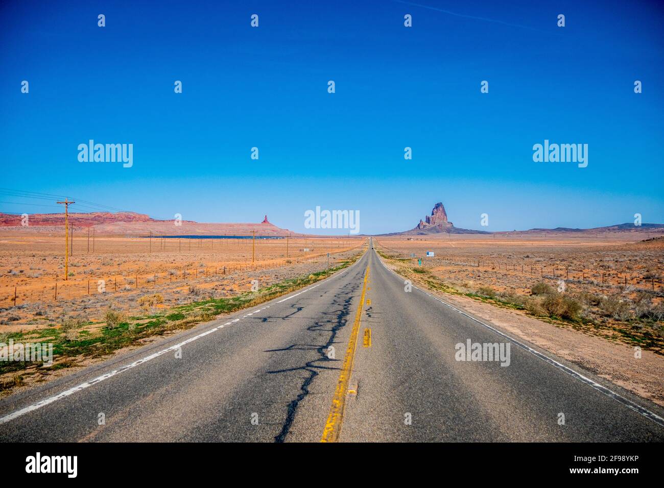 Road to Monument Valley in Utah - fotografia di viaggio Foto Stock