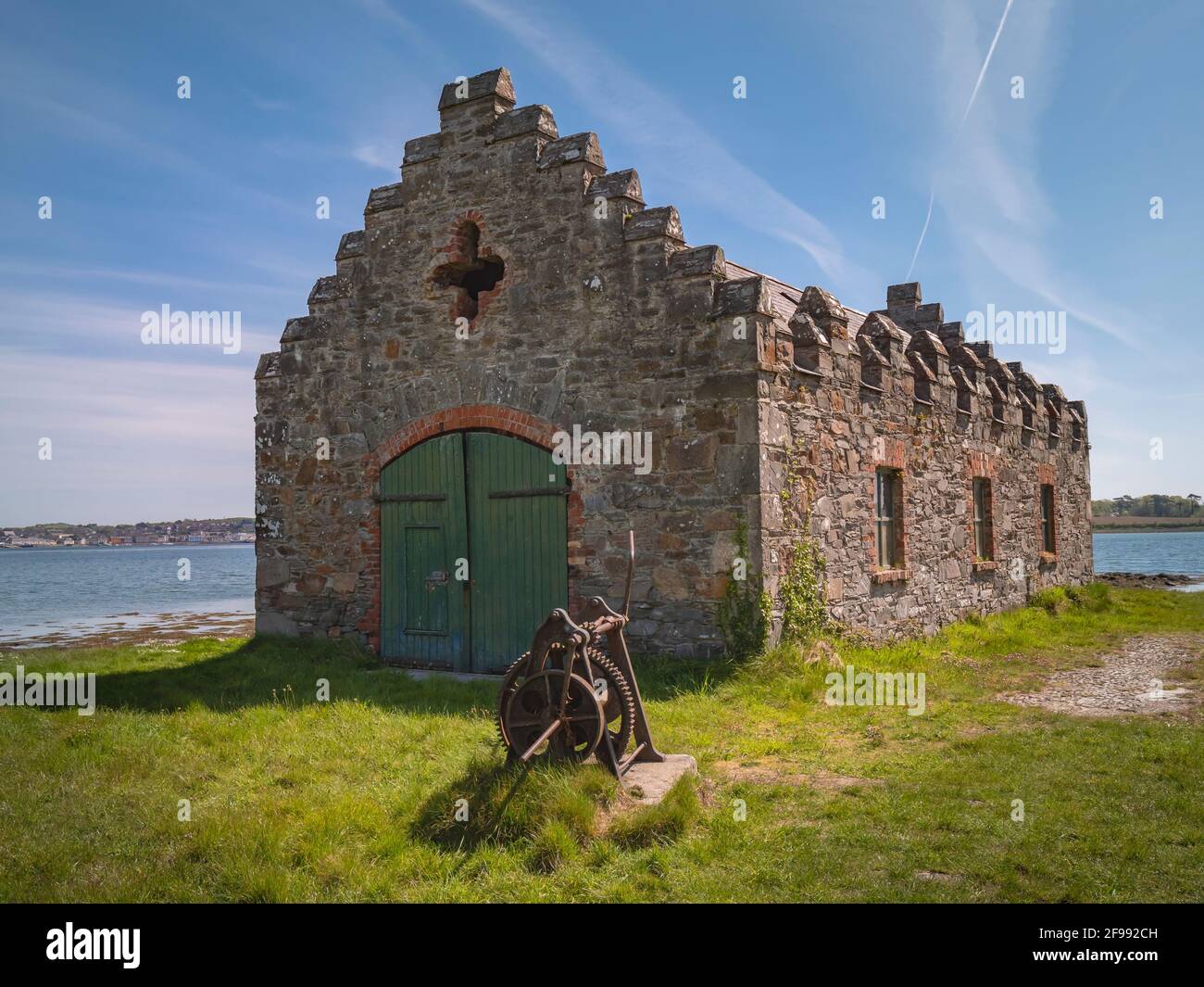 Vecchie rovine medievali di Castle Ward in Irlanda del Nord - Fotografia di viaggio Foto Stock