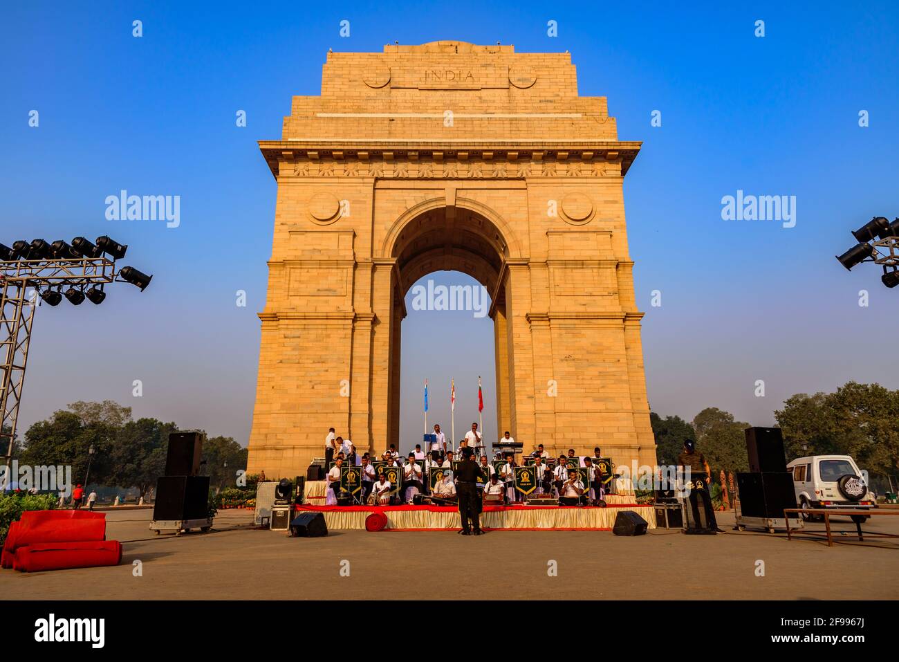 India Gate, New Delhi, India, ottobre-2018: Soldati dell'esercito territoriale indiano si esibisce a India Gate un monumento cerimoniale mentre prendono parte a rehe Foto Stock