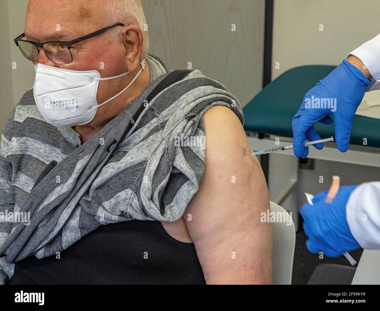 Vaccinazione di Covid 19 presso il centro di vaccinazione Roth, Baviera Foto Stock