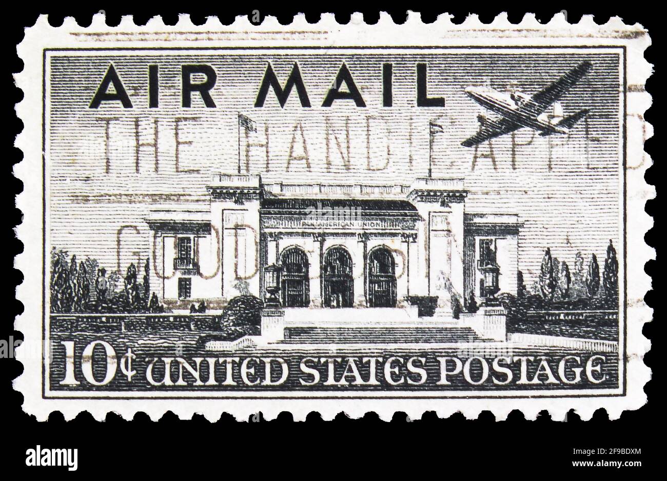 MOSCA, RUSSIA - 24 SETTEMBRE 2019: Francobollo stampato negli Stati Uniti mostra Pan American Union Building, Washington DC, & Martin 2-0-2, AirMail Foto Stock