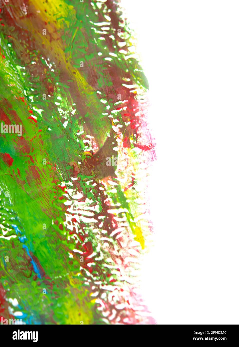 Art tela creativa con linee disegnate di vernice blu, giallo verde, rosso Foto Stock