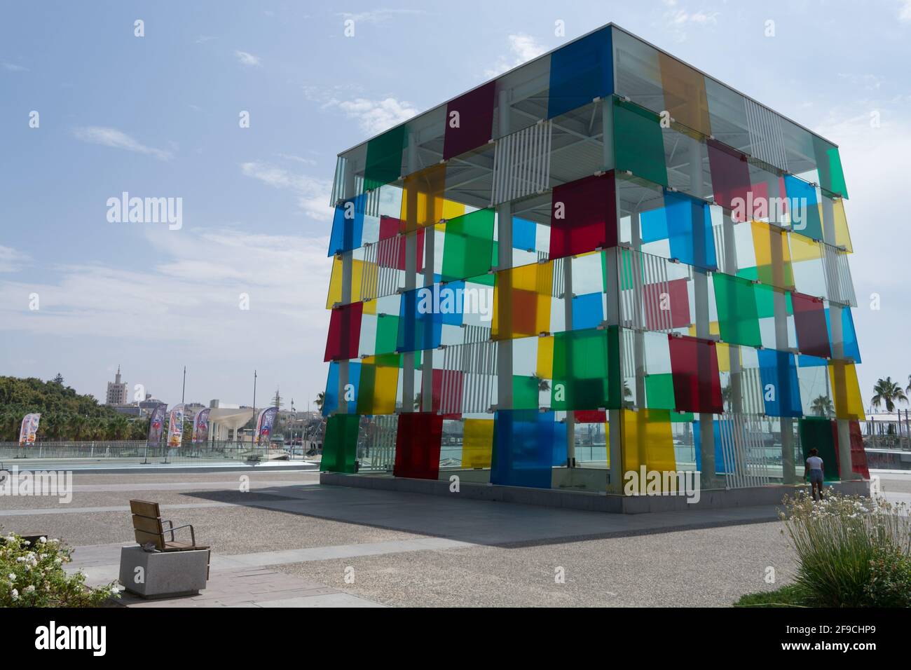 MALAGA, COSTA DEL Sol, SPAGNA - 29 AGOSTO 2019: Centro Pompidou al Porto di Malaga sulla Costa del Sol in Andalusia, Spagna Foto Stock