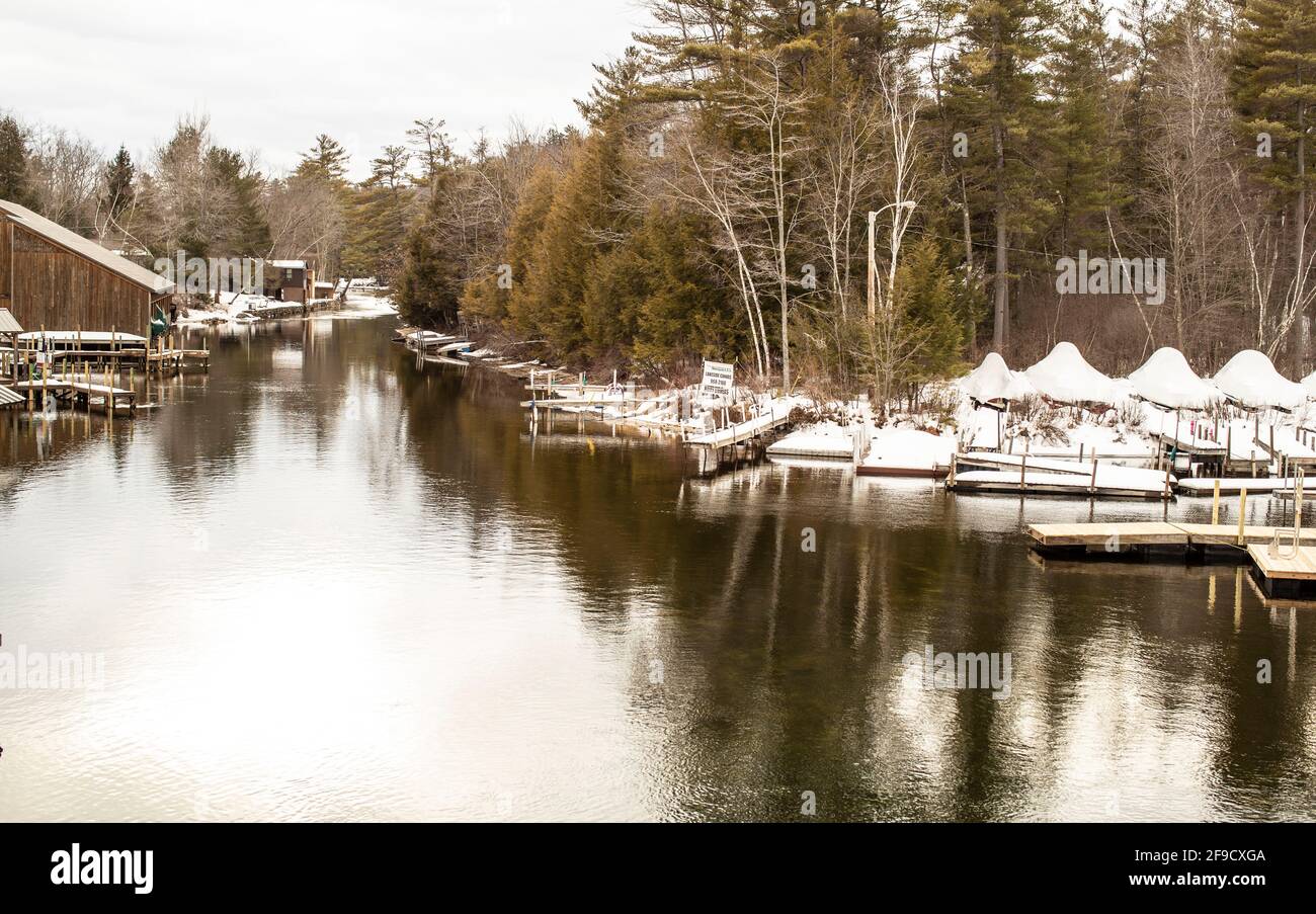 Squam Lake, (sul Golden Pond) ha 2 sezioni distinte, Big Squam e Little Squam situato sulla regione meridionale del lago. Questo è poco Squam vicino a. Foto Stock