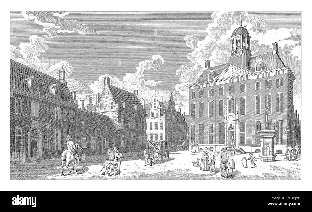 Il Raadhuisplein a Leeuwarden con da sinistra a destra l'orfanotrofio civico, la corte degli stadholder e il municipio. Foto Stock