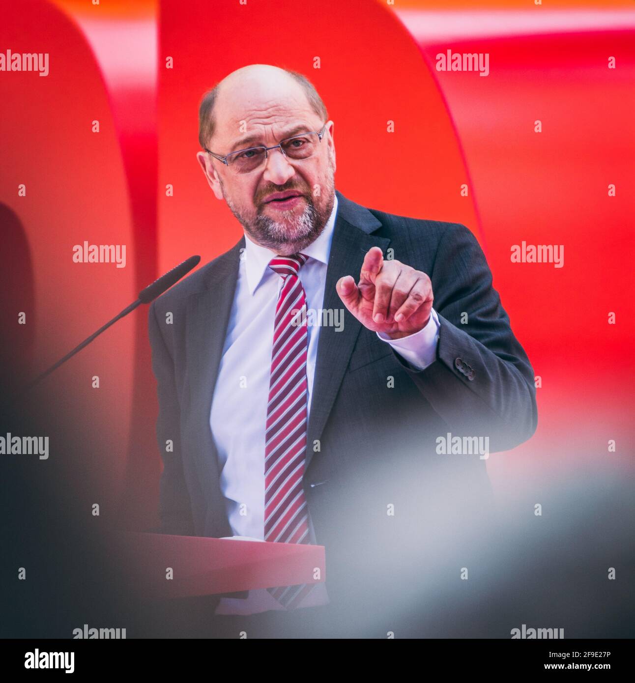 Aachen, Germania - 23 settembre 2017: Martin Schulz, candidato politico e socialdemocratico tedesco per la campagna elettorale dei portatili della cancelliera sp Foto Stock