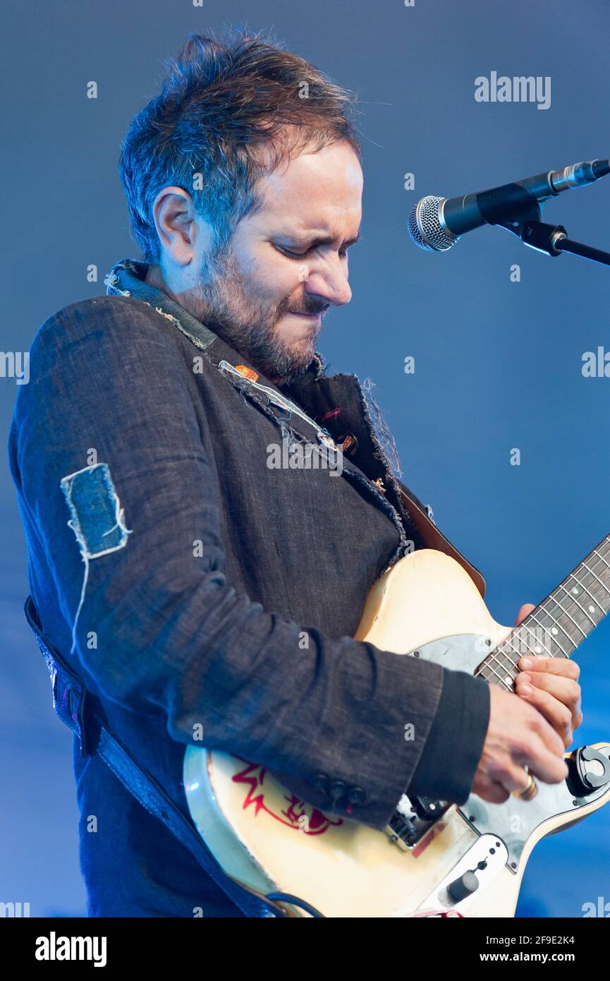 Tom Baxter, cantante e cantautore inglese, si esibisce al festival di Cornbury, Regno Unito. 30 giugno 2012 Foto Stock