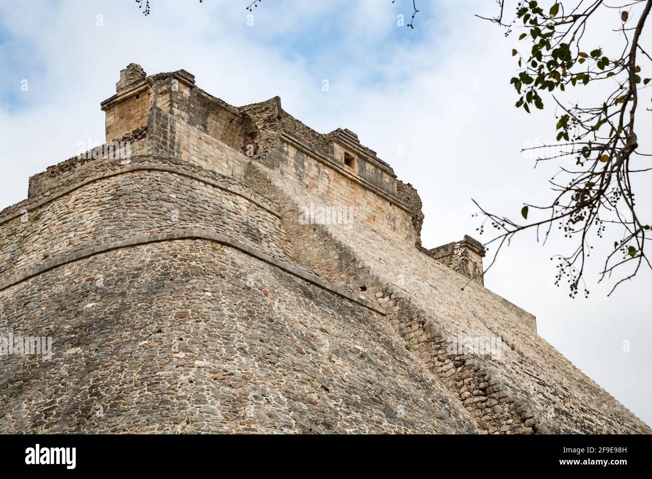 Cima della piramide Maya del mago a Uxmal, Yucatan, Messico Foto Stock