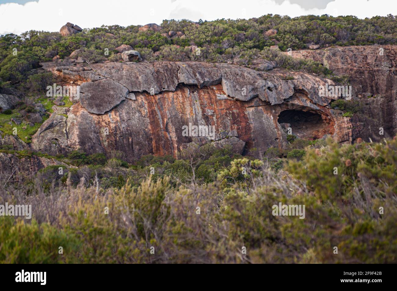 LAVA TUBES, CAPE LE GRAND NATIONAL PARK, WESTERN AUSTRALIA, AUSTRALIA Foto Stock