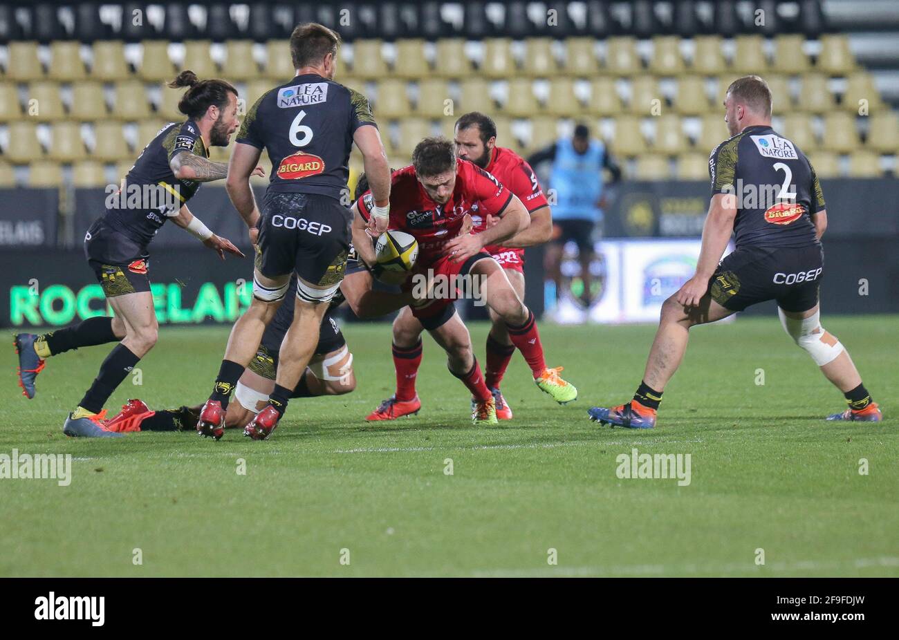 Pierre-Louis BARASSI di Lou Rugby durante il campionato francese Top 14 partita di rugby tra Stade Rochelais e il 17 aprile 2021 allo stadio Marcel Deflandre di la Rochelle, Francia - Foto Laurent Lairys / ABACAPRESS.COM Foto Stock