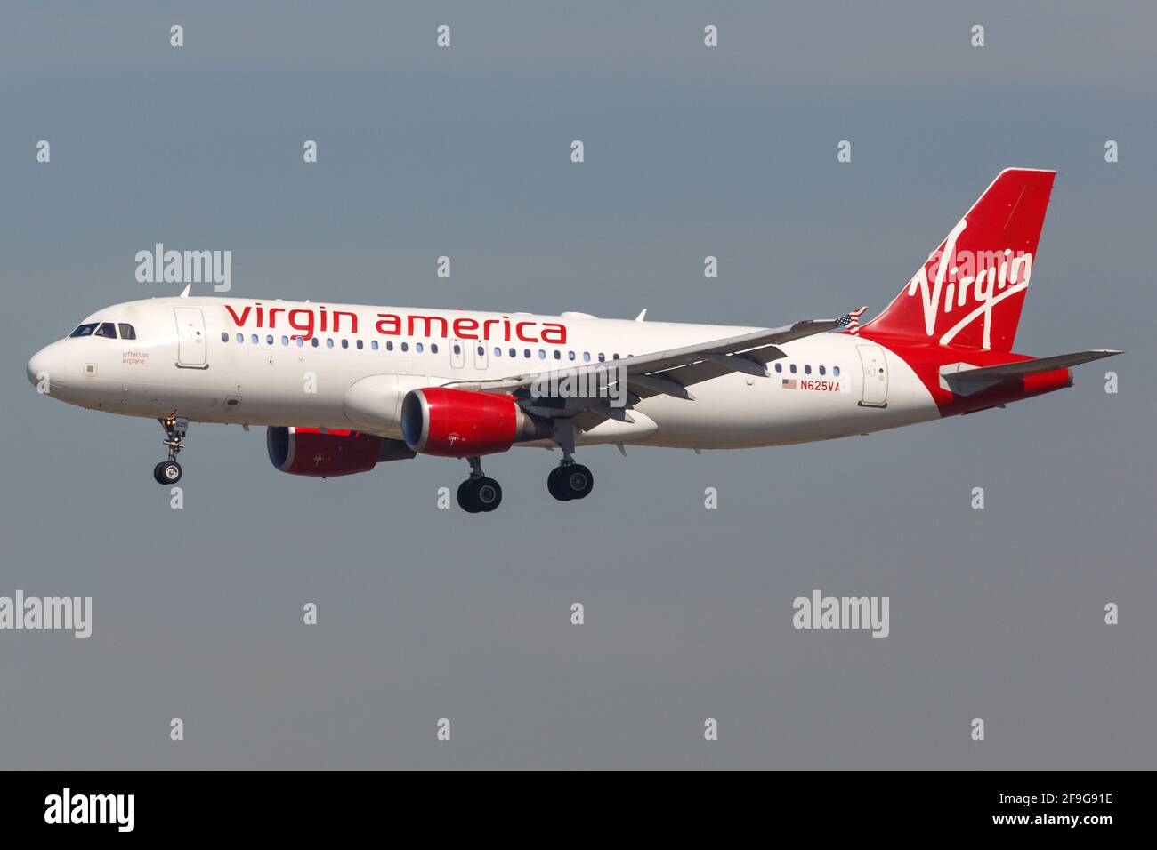 Los Angeles, Stati Uniti d'America - 22. Febbraio 2016: Virgin America Airbus A320 all'aeroporto di Los Angeles (LAX) negli Stati Uniti. Airbus è un produttore di aeromobili di Toul Foto Stock