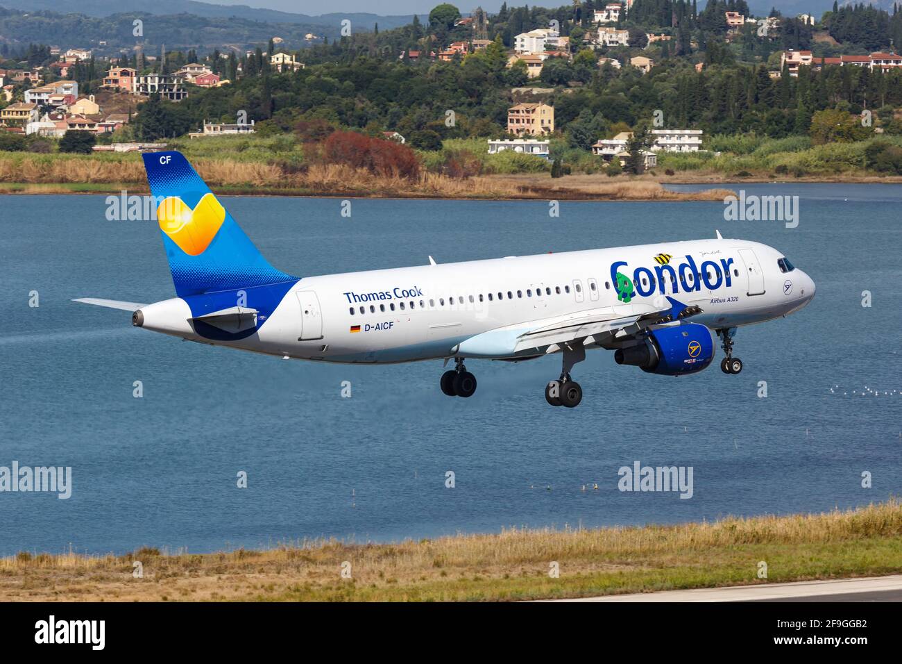 Corfù, Grecia – 16. Settembre 2017: Condor Airbus A320 all'aeroporto di Corfù (CFU) in Grecia. Airbus è un produttore di aeromobili di Tolosa, Francia. Foto Stock