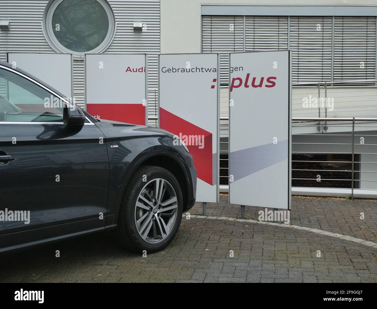 Colonia, Germania. 18 Apr 2021. Audi Plus usato auto credito: Horst  Galuschka/dpa/Horst Galuschka dpa/Alamy Live News Foto stock - Alamy