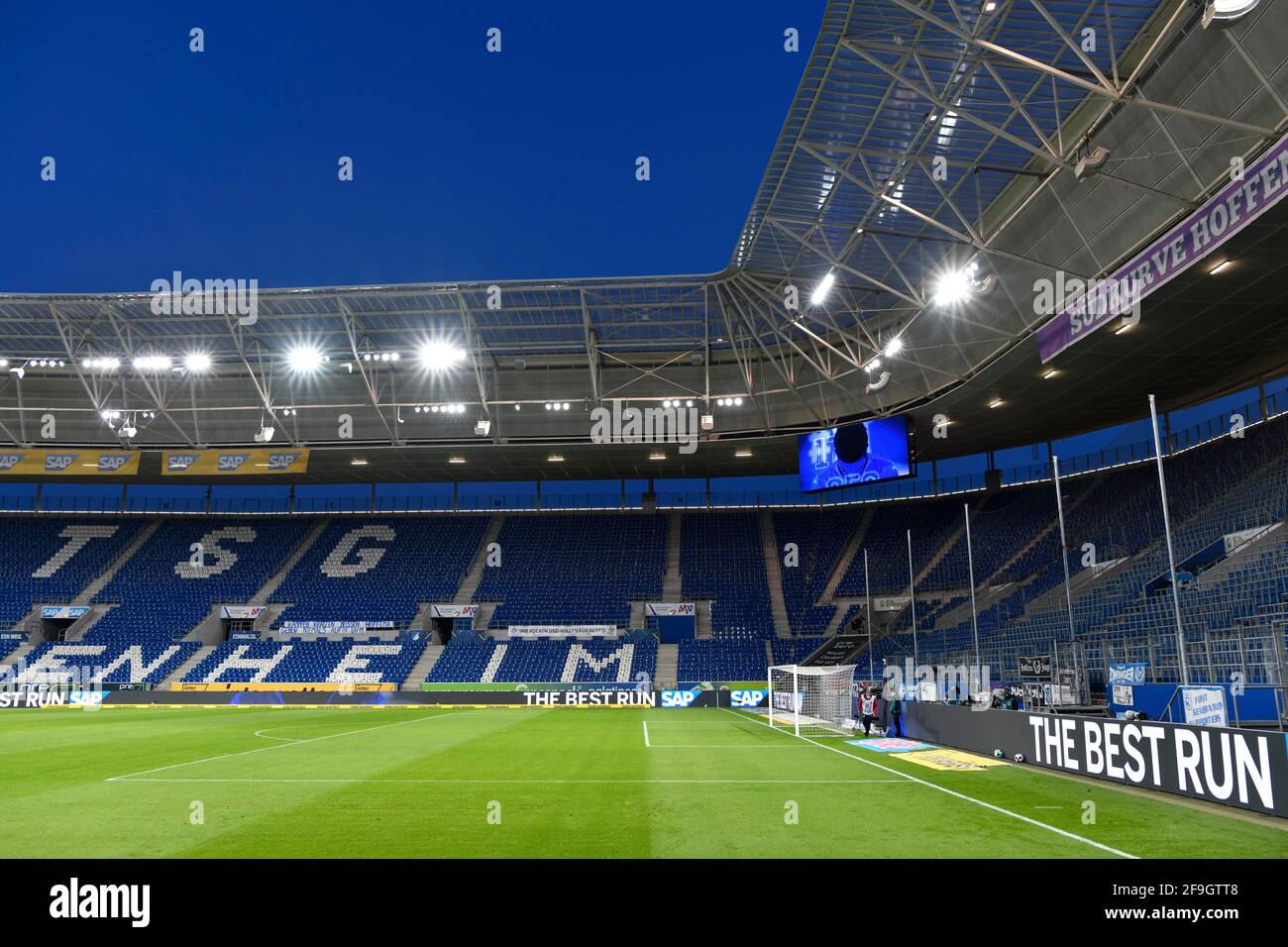 Panoramica degli interni della PreZero Arena, ora blu, Sinsheim, Baden-Wuerttemberg, Germania Foto Stock