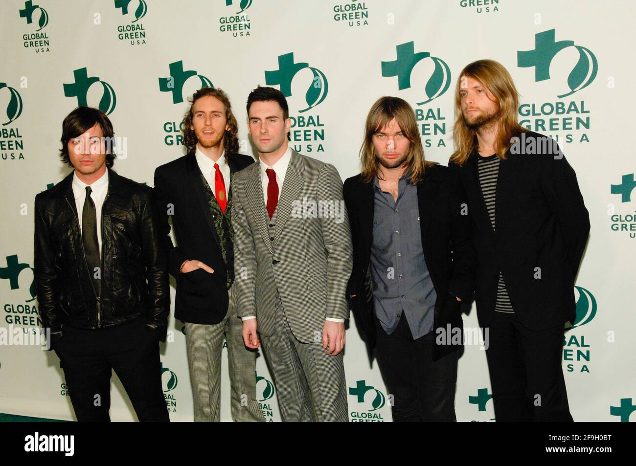 Matt Flynn, Jesse Carmichael, cantante Adam Levine, Mickey Madden e James Valentine della band Maroon 5 parteciperanno agli arrivi per la Global Green USA Pre-Oscar Celebration a beneficio del Global Warming all'Avalon il 21 febbraio 2007 a Hollywood, California. Foto Stock