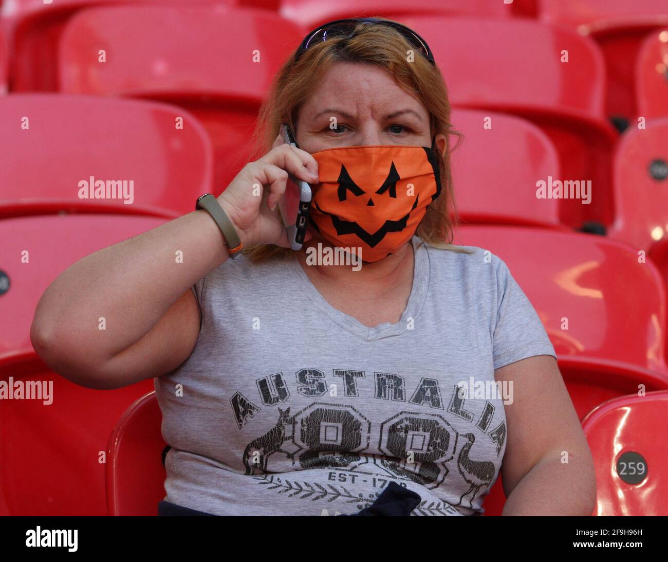 Londra, Regno Unito. 18 Apr 2021. LONDRA, Regno Unito, 18 APRILE: Fan durante la Semifinale della fa Cup Emirates tra Leicester City e Southampton allo stadio di Wembley, Londra il 18 aprile 2021 Credit: Action Foto Sport/Alamy Live News Foto Stock
