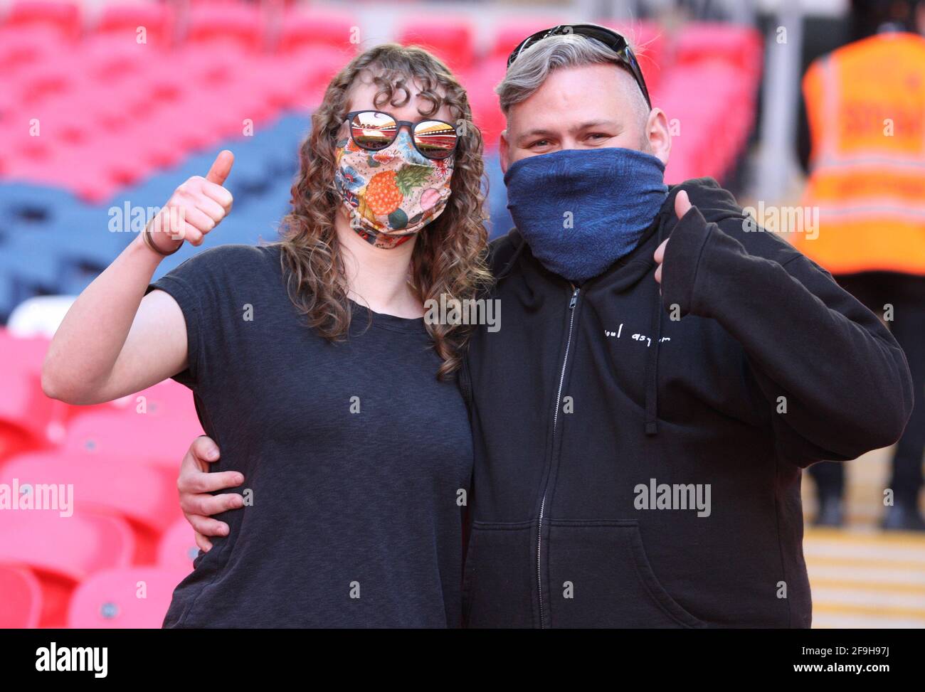 Londra, Regno Unito. 18 Apr 2021. LONDRA, Regno Unito, 18 APRILE: Fan durante la Semifinale della fa Cup Emirates tra Leicester City e Southampton allo stadio di Wembley, Londra il 18 aprile 2021 Credit: Action Foto Sport/Alamy Live News Foto Stock