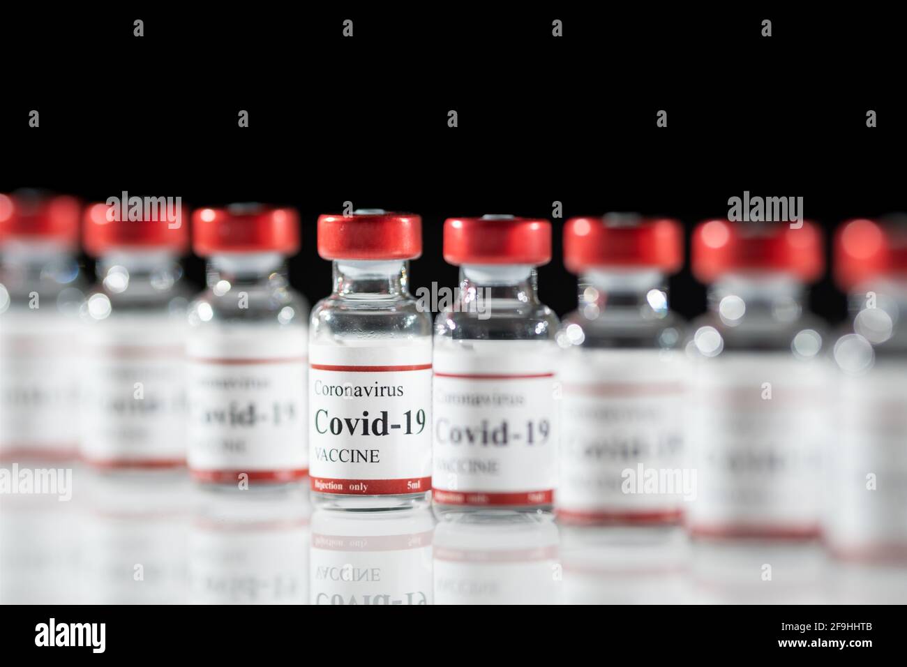 Covid-19 flaconcino di vaccino del coronavirus primo piano Foto Stock