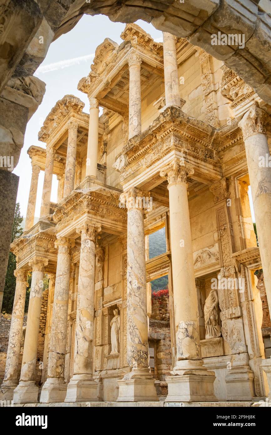 Biblioteca di Celso nell'antica città di Efeso, Turchia. Foto Stock