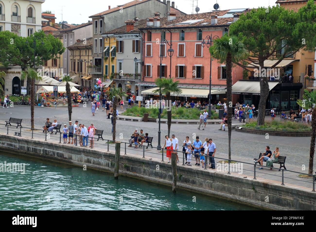Desenzano del Garda, Lago di Garda, Lago di Garda, Gardasee, Italia Foto Stock