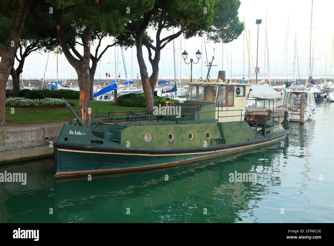 Nave Zia Lalla IV (minesweeper),Desenzano Foto Stock
