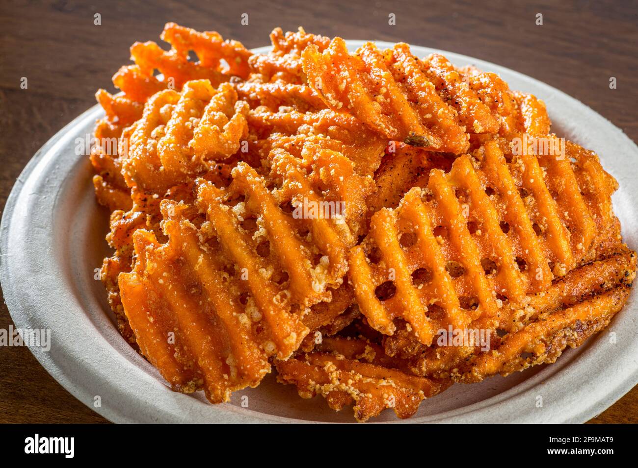 Piatto di patate fritte Foto Stock