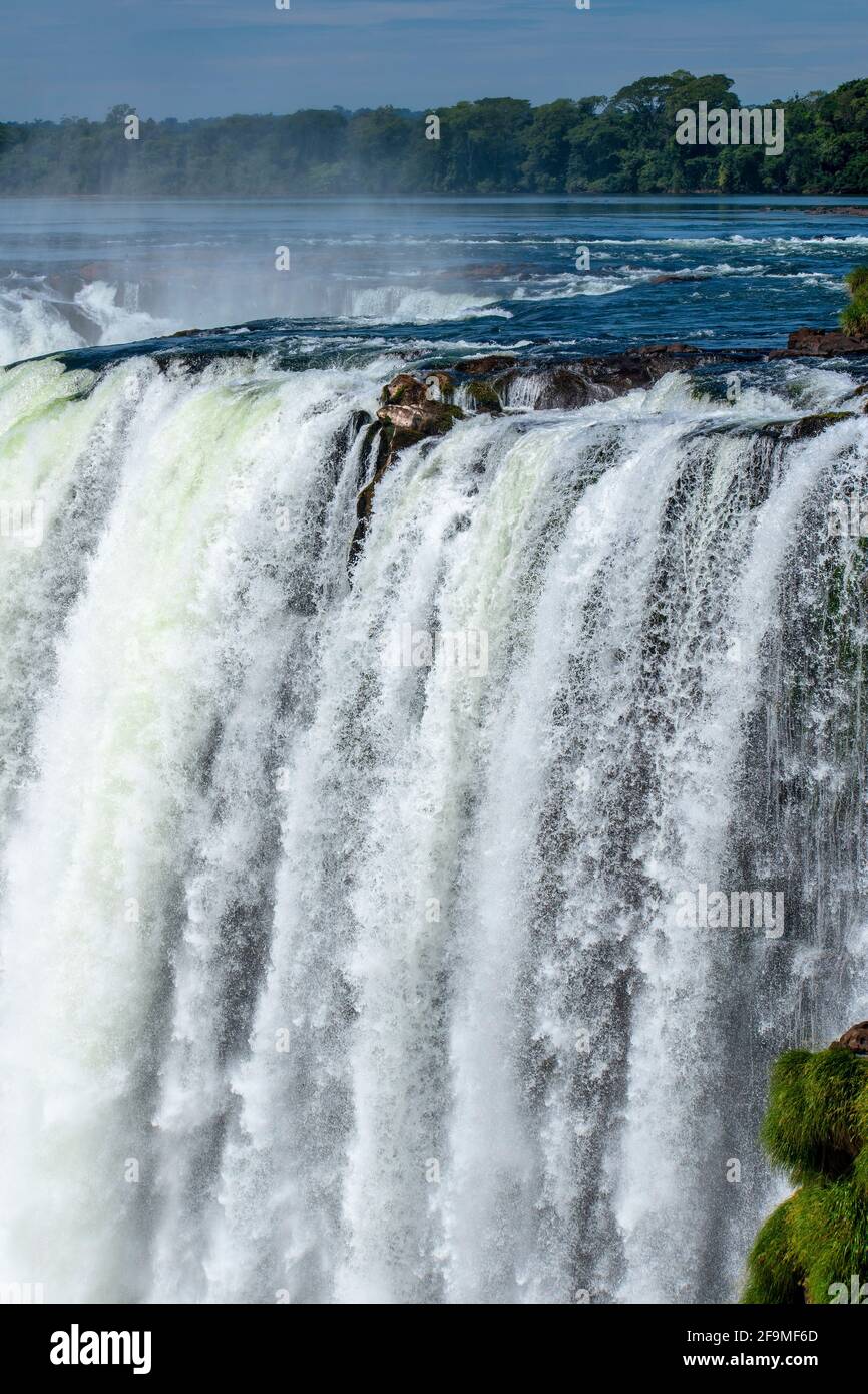 Gola del Diavolo, Cascate di Iguazu, Misiones, Argentina. Foto Stock