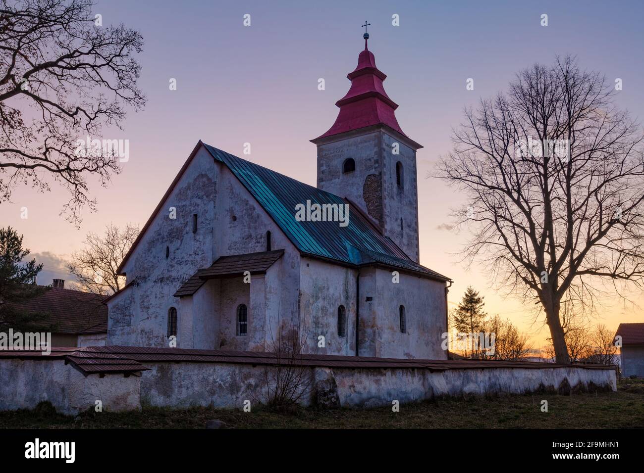Chiesa gotica nel villaggio di Haj nella regione Turiec, Slovacchia. Foto Stock