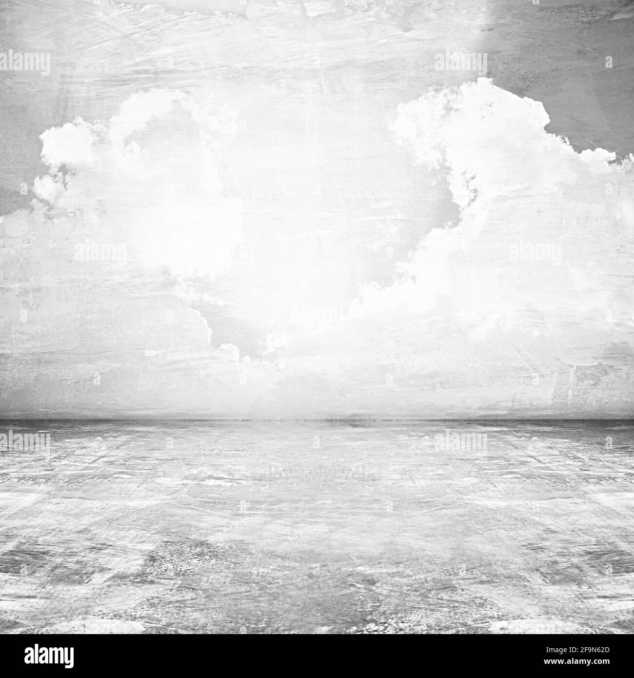 Vecchia camera in cemento in difficoltà con immagine del cielo sulla parete Foto Stock