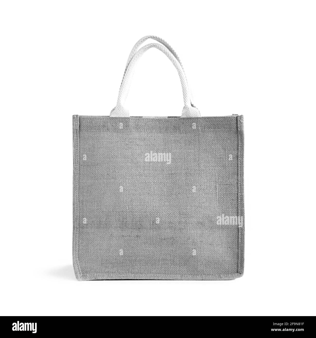 Borsa in iuta o in hessian - borsa riutilizzabile grigia con maniglie ad anello - isolate Foto Stock