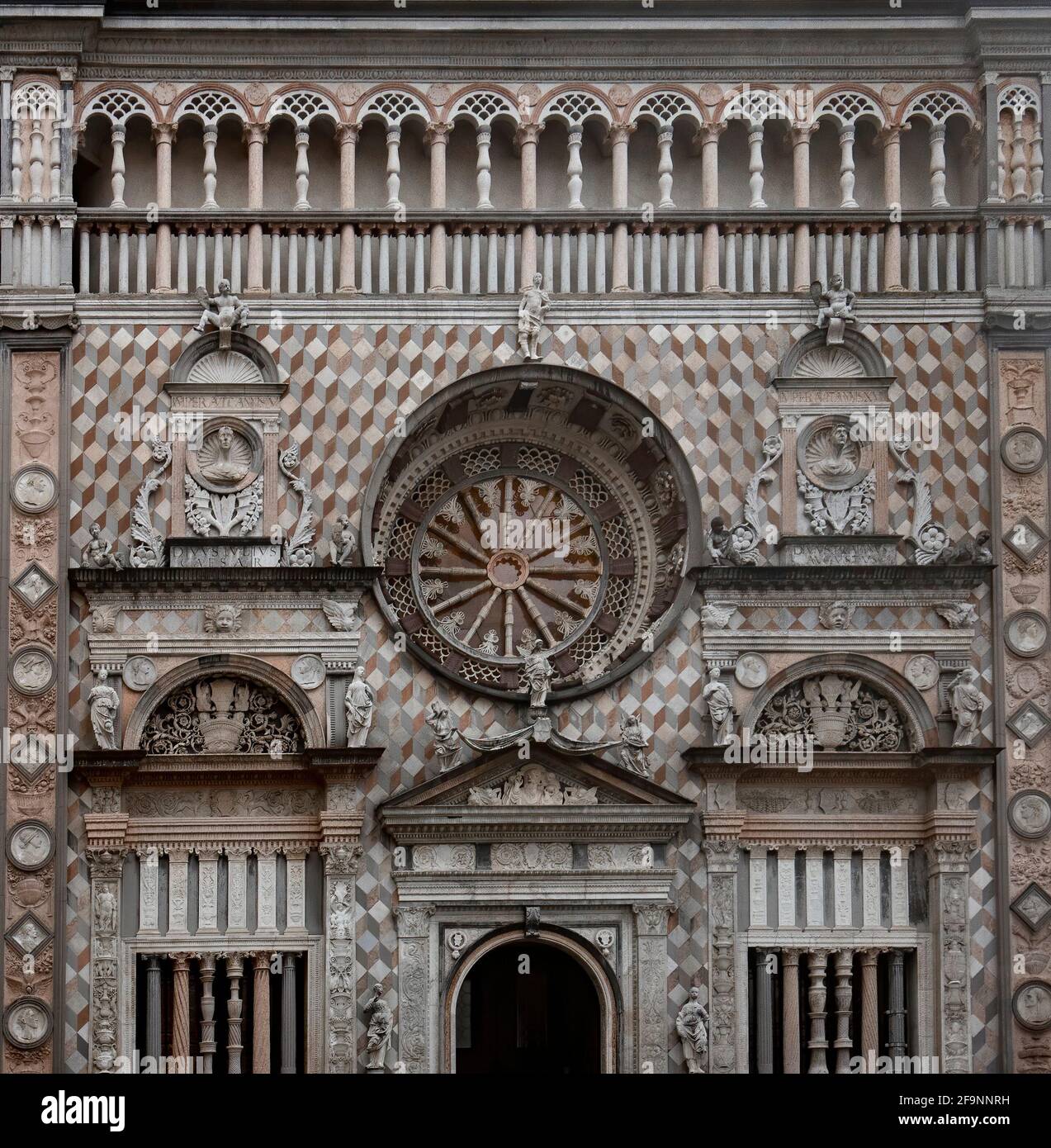 Chiesa cattedrale di santa maria maggiore immagini e fotografie stock