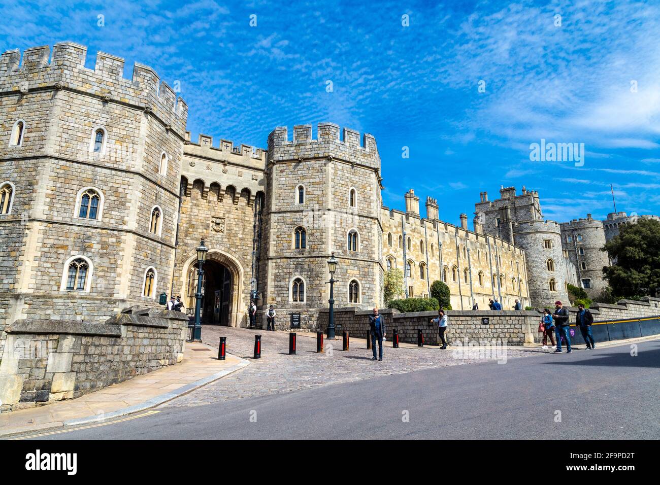 Esterno della residenza reale medievale Castello di Windsor del 11 ° secolo, Windsor, Berkshire, Regno Unito Foto Stock