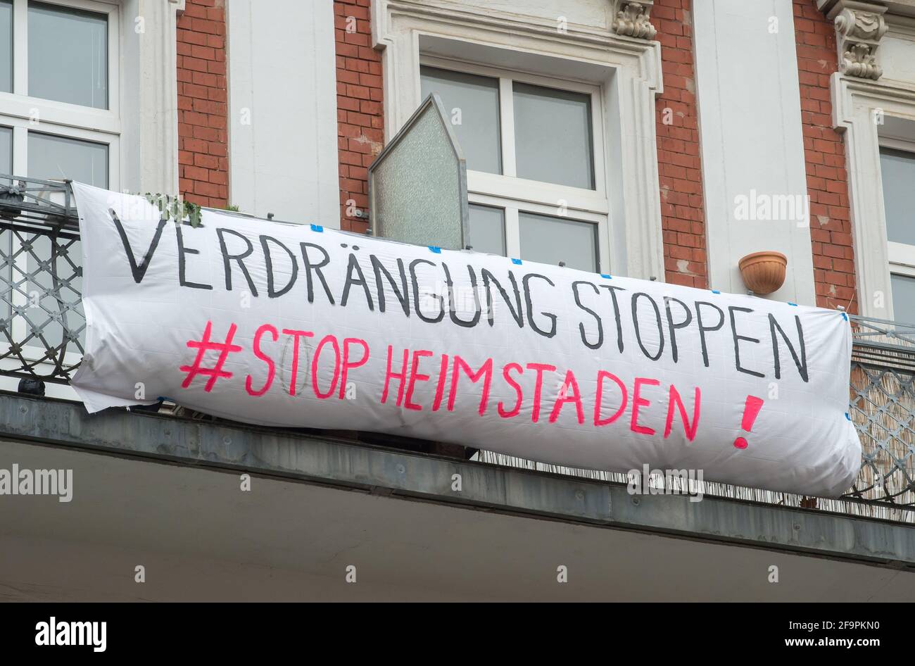 07.12.2020, Berlino, Berlino, Germania - Mitte - Tenant protesta contro la società immobiliare Heimstaden. 0CE201207D001CAROEX.JPG [VERSIONE DEL MODELLO: NON UNA Foto Stock