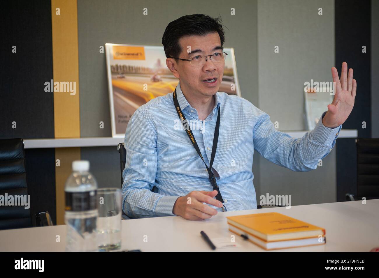 10.12.2019, Singapore, , Singapore - Ritratto di lo Kien FOH, amministratore delegato del fornitore automobilistico e produttore di pneumatici Continental Automotive si Foto Stock