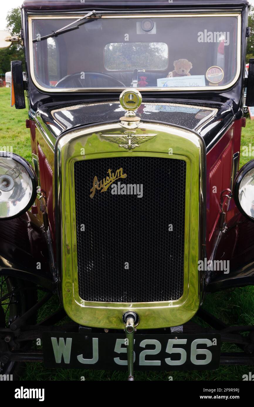 1932 Austin Seven RP (Long) berlina vintage sport britannici auto un'automobile classica prodotta dal 1923 fino al 1939 a. un veicolo vintage rally Foto Stock