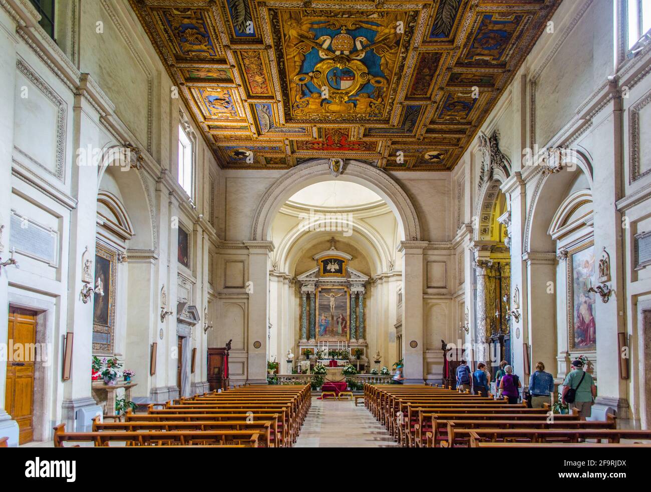 chiesa di san sebastiano situata nei pressi di via appia a roma ospita antiche catacombe che servivano da cimitero cristiano durante i tempi, quando quelle belie Foto Stock