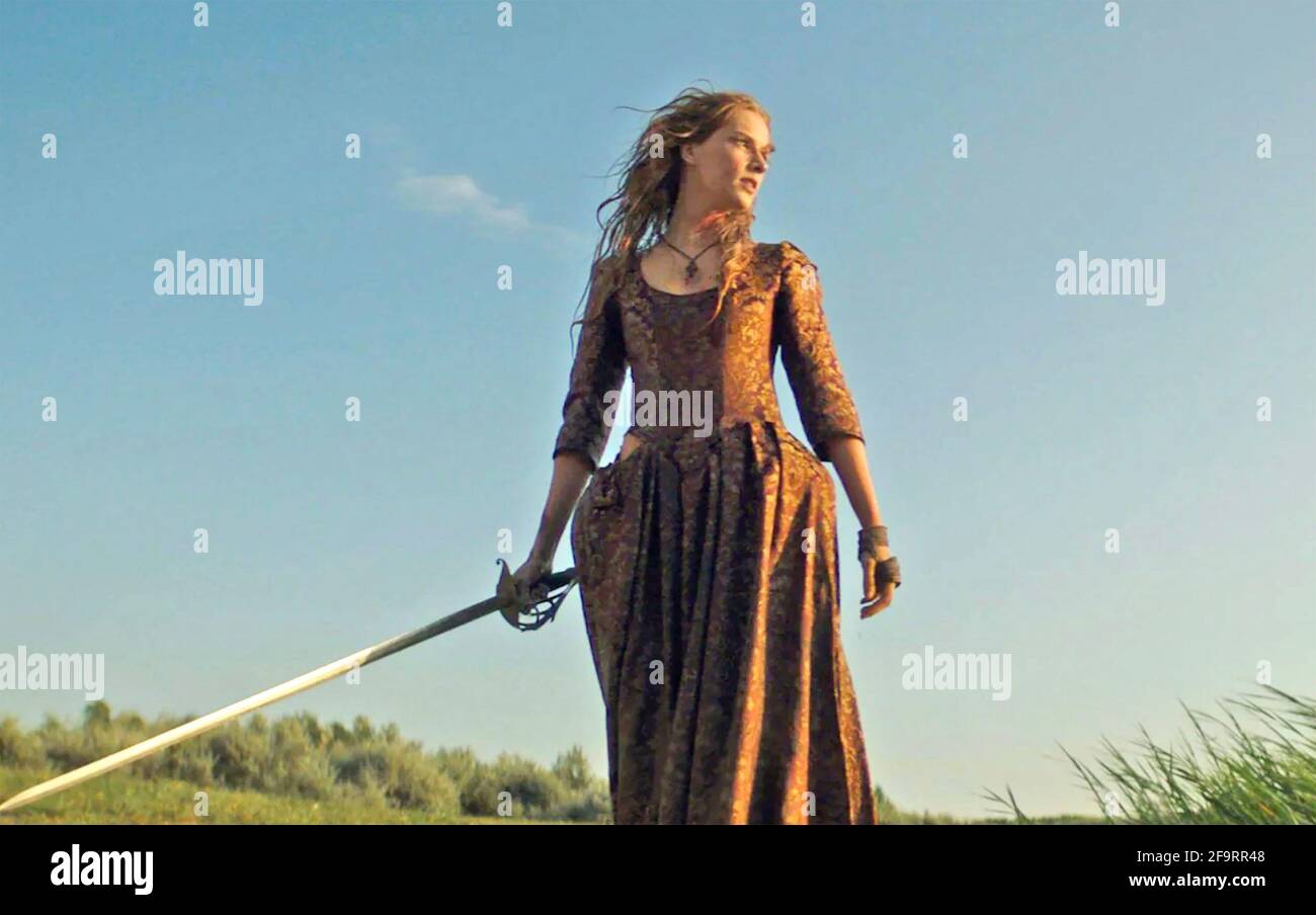 LA RECKONING 2020 Quarta produzione di film di cultura con Charlotte Kirk come una donna accusata di essere una strega Foto Stock