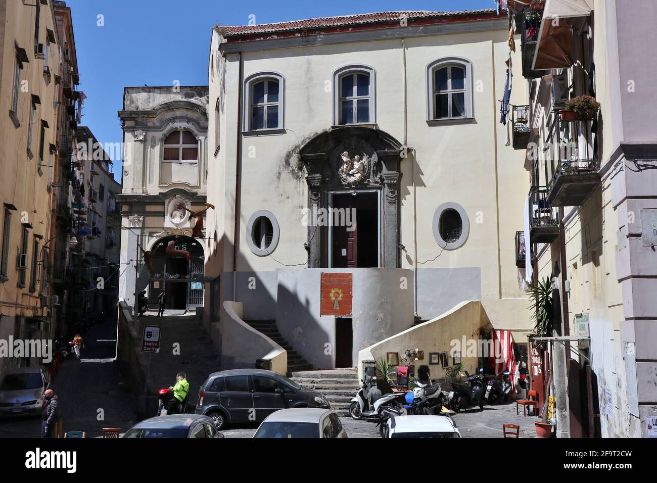 Napoli - Chiesa dell'Immacolata e San Vincenzo sede del nuovo Teatro Sanità Foto Stock