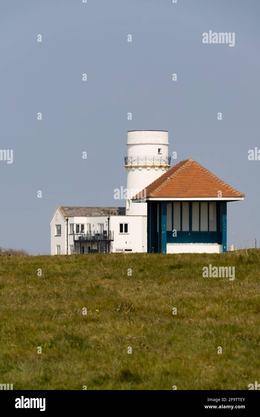 faro e rifugio. Hunstanton, Norfolk, Inghilterra. Foto Stock