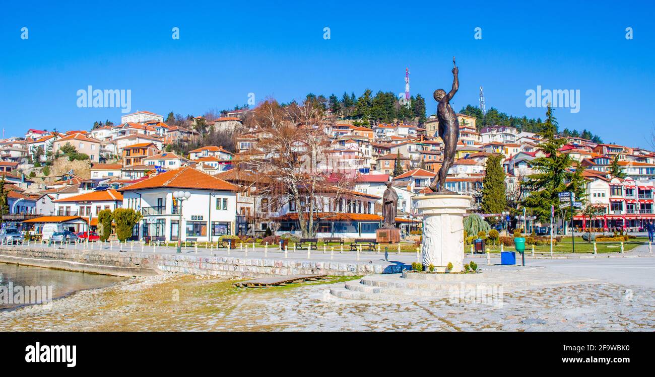 OHRID, MACEDONIA, 14 FEBBRAIO 2014:vista della parte storica della città di ohrid in macedonia - fyrom - che appartiene all'elenco del patrimonio mondiale dell'unesco b Foto Stock