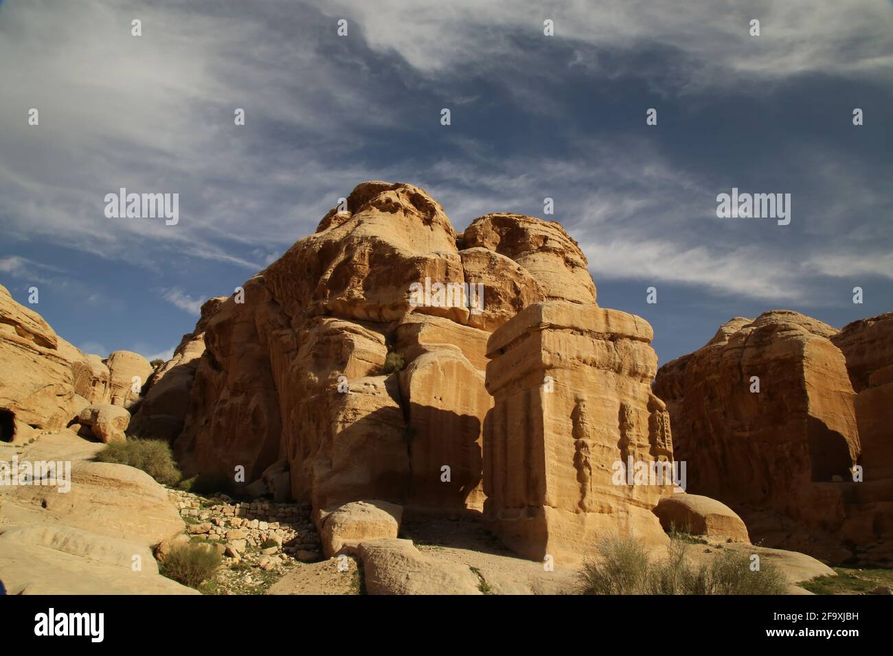 Petra, Giordania, il paesaggio prima di entrare nel Siq Foto Stock