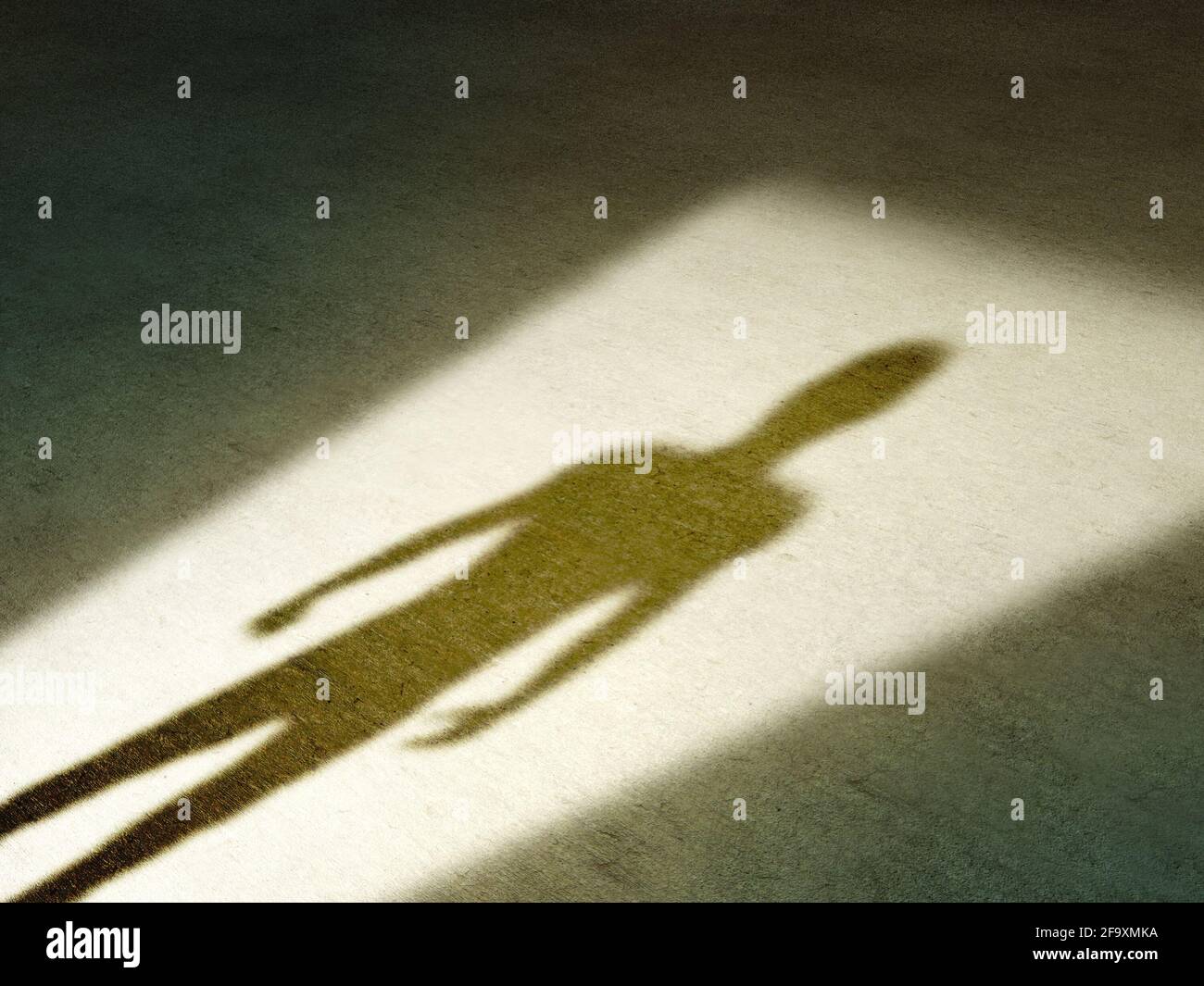 Misteriosa ombra di una figura maschile in piedi in una porta. Illustrazione digitale. Foto Stock