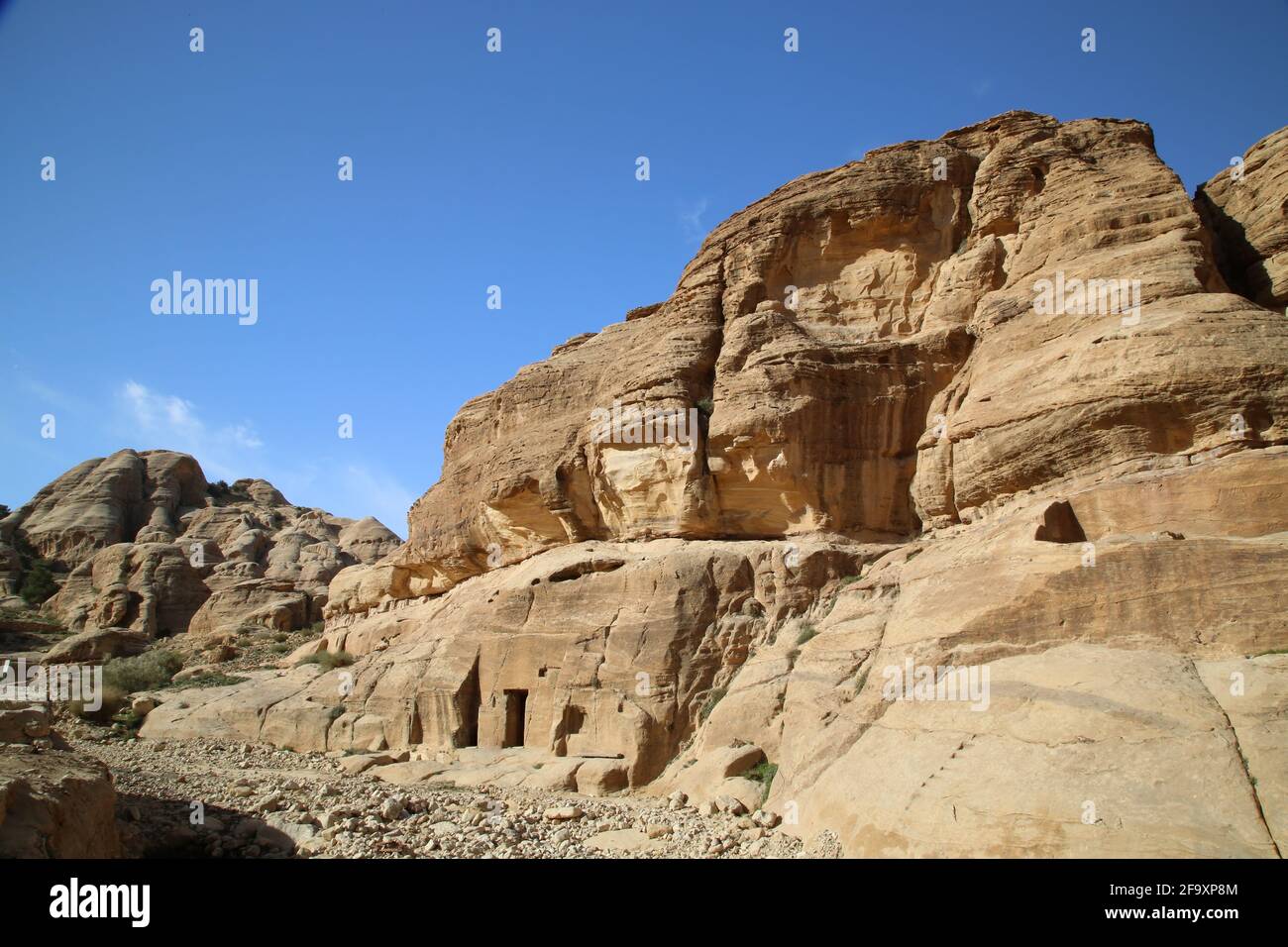Petra, Giordania, il paesaggio prima di entrare nel Siq Foto Stock