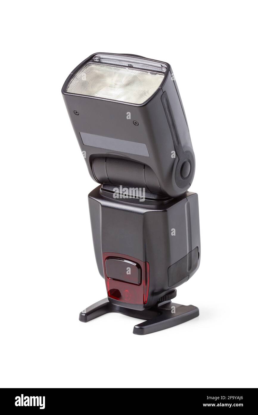 Fotocamera DSLR speedlite flash con il suo display sul supporto, isolato su sfondo bianco Foto Stock