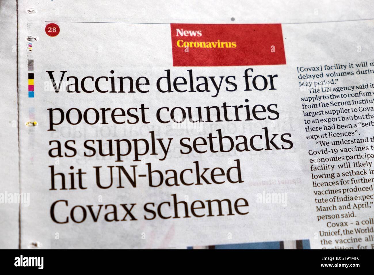 "I ritardi nei vaccini per i paesi più poveri, in quanto le battute d'arresto dell'offerta hanno colpito i paesi sostenuti dalle Nazioni Unite Covax Scheme' Guardian Newspaper headline article 26.3.2021 Londra Inghilterra UK Foto Stock