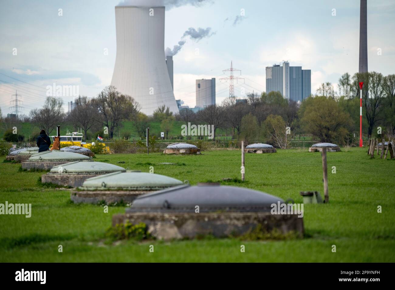 Renania vicino Duisburg-Beeckerwerth, pozzo per l'estrazione di acqua da filtrato di banca dal Reno, dagli impianti di estrazione di acqua Beeckerwerth, per la suppp Foto Stock